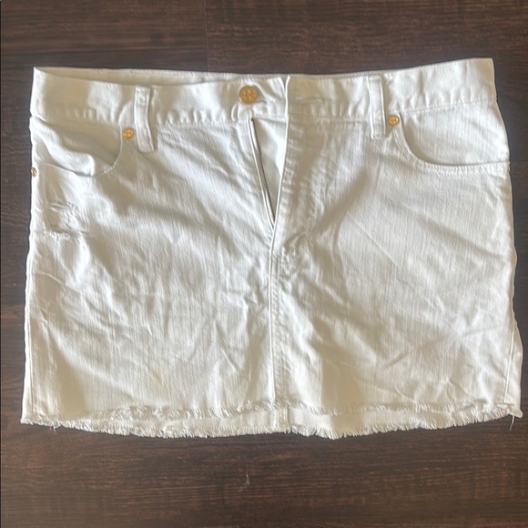 Tory Burch Dresses & Skirts - Tory Burch White Mini Skirt with Gold Buttons